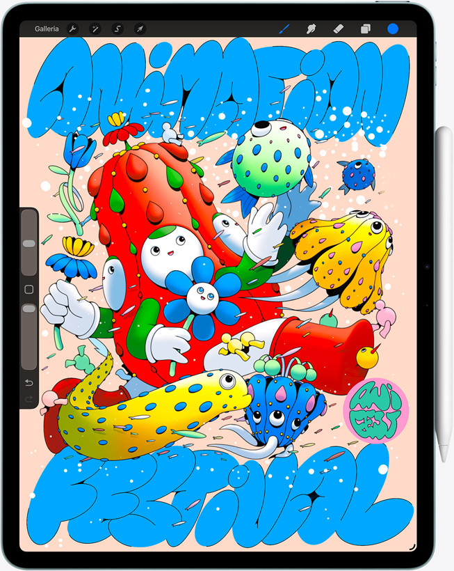 Un iPad Air con una Apple Pencil Pro mostrato di fronte, si nota l’app Procreate con un’illustrazione digitale di personaggi e oggetti dai colori brillanti