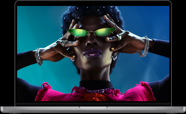 MacBook Pro 16 吋，展示 Liquid Retina XDR 顯示器